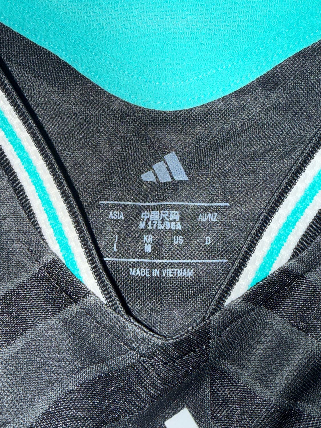 아디다스 메르세데스 F1 드라이버 저지 상품이미지3