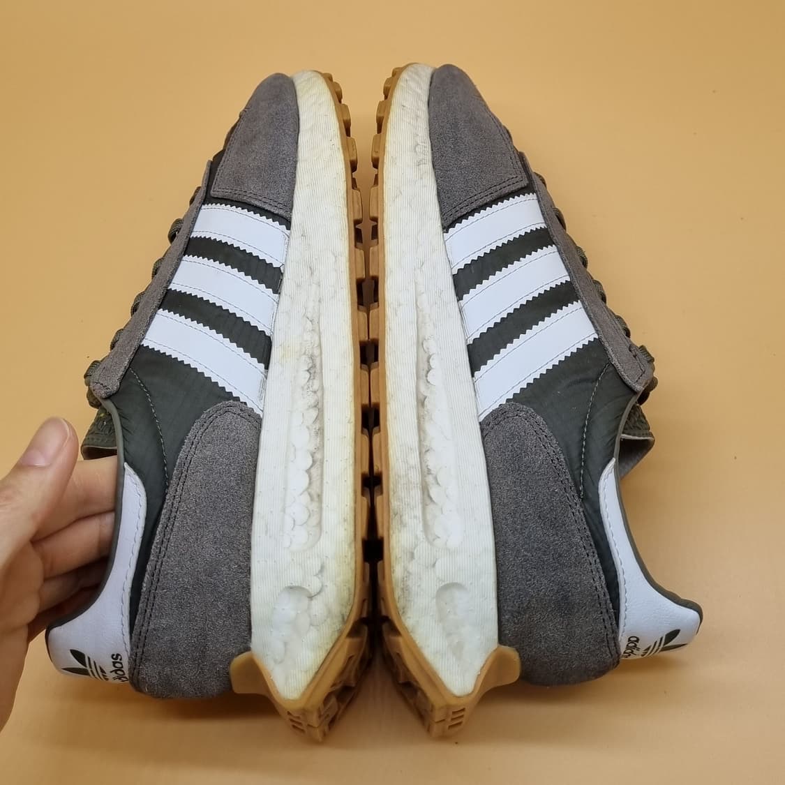 아디다스 레트로피e5 카키. 남성운동화270. 상품이미지5