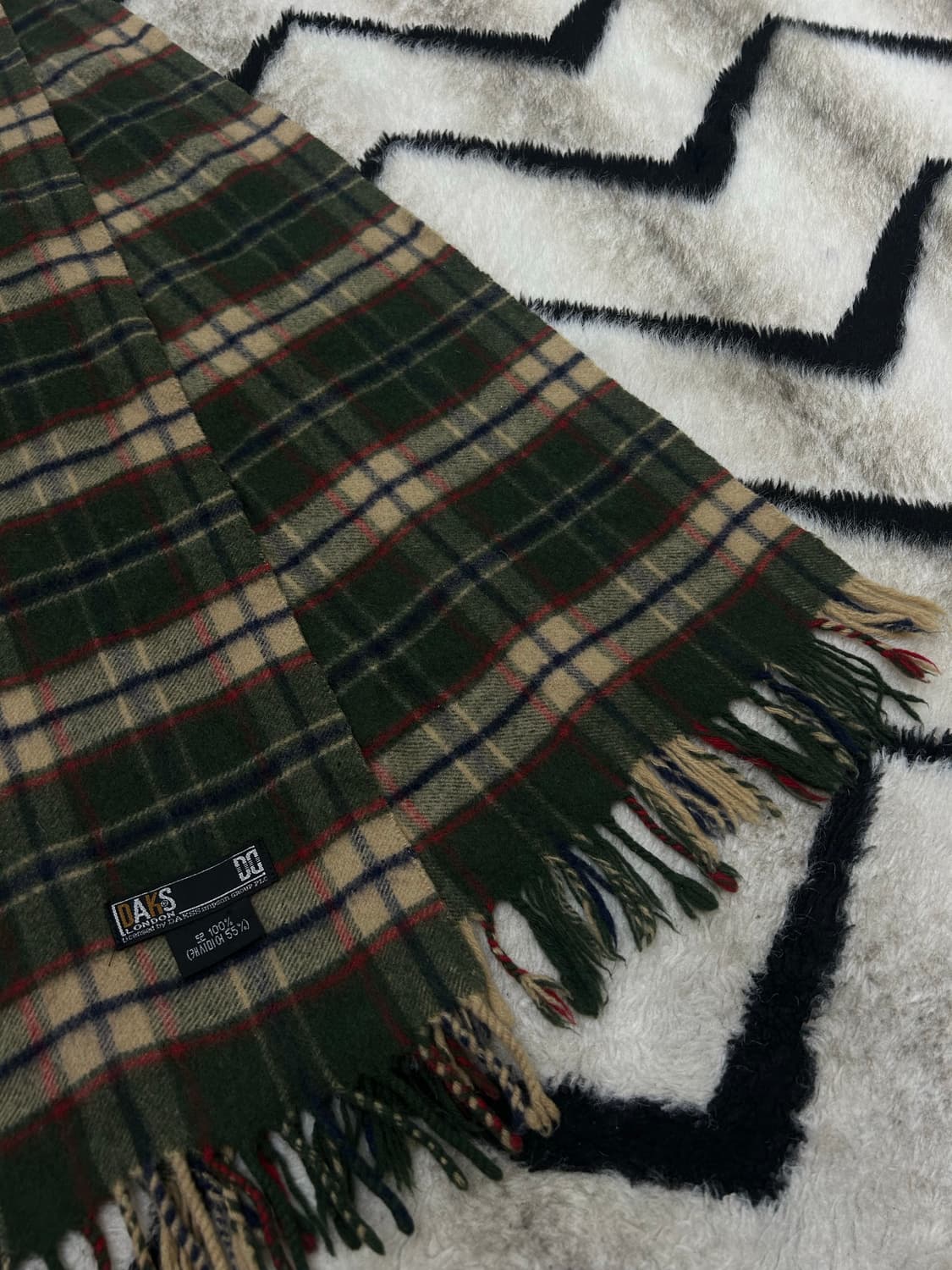 닥스 캐시미어 혼방 체크 머플러/카키 상품이미지1