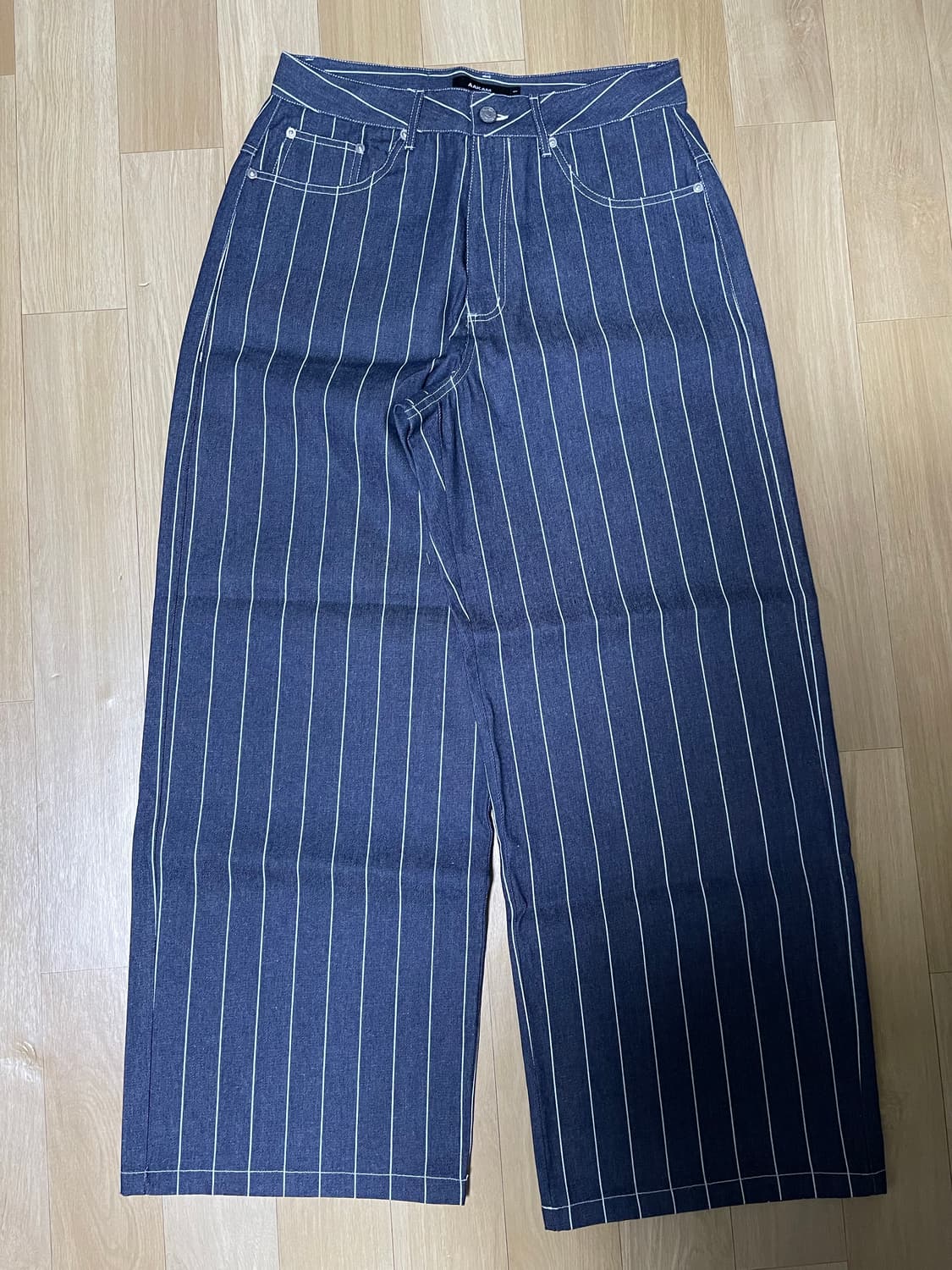 아캄 스트라이프 데님 와이드 팬츠 1사이즈 상품이미지4