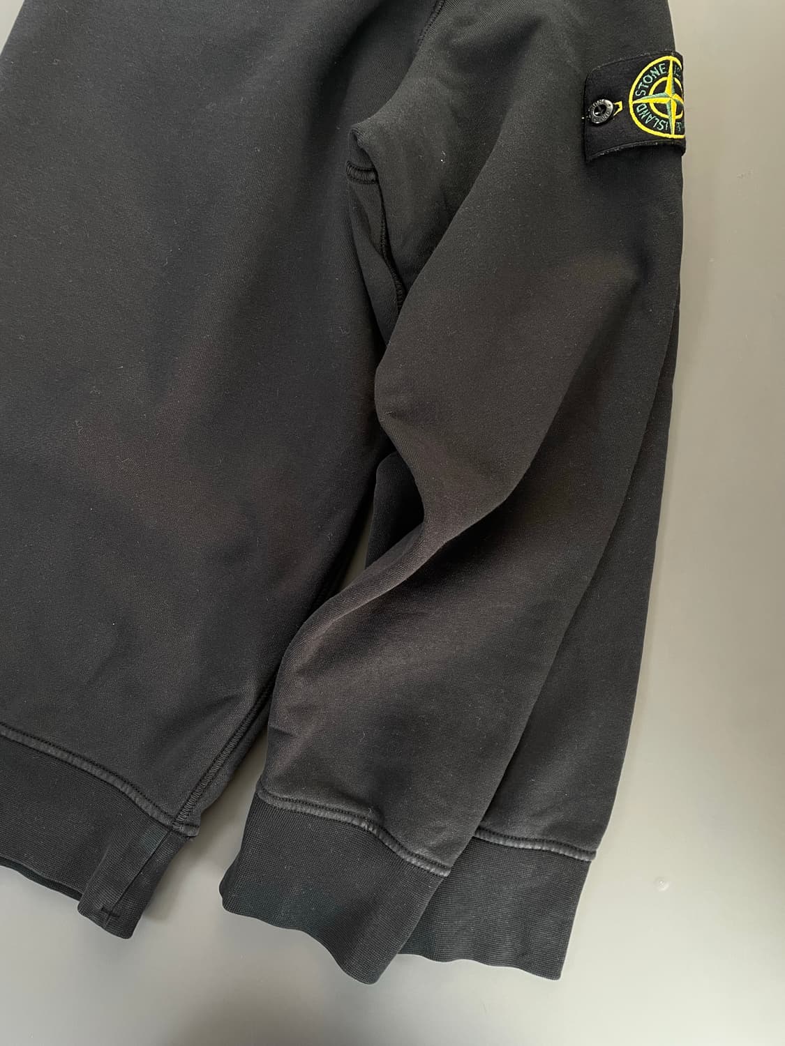 [XXL] 스톤 아일랜드 와펜 맨투맨 상품이미지6