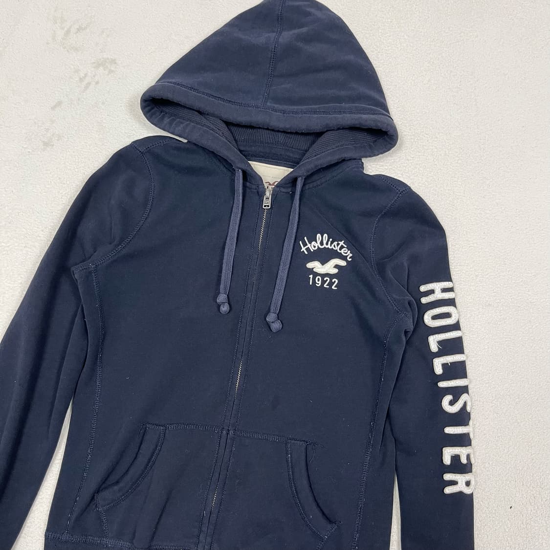 Hollister Navy Hoodie Zip-up 상품이미지5