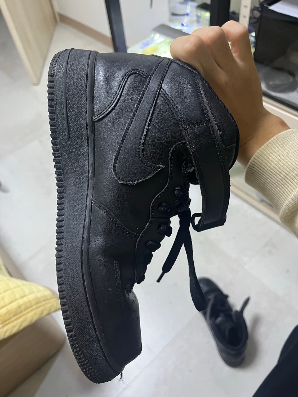 나이키에어포스 블랙 미드 265 상품이미지5