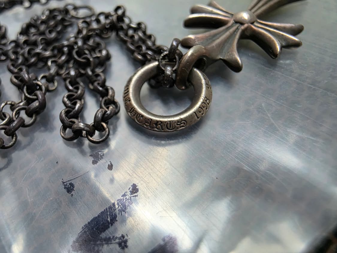 한스룸 크롬하츠 타이니 크로스 펜던트 풀박스 상품이미지3