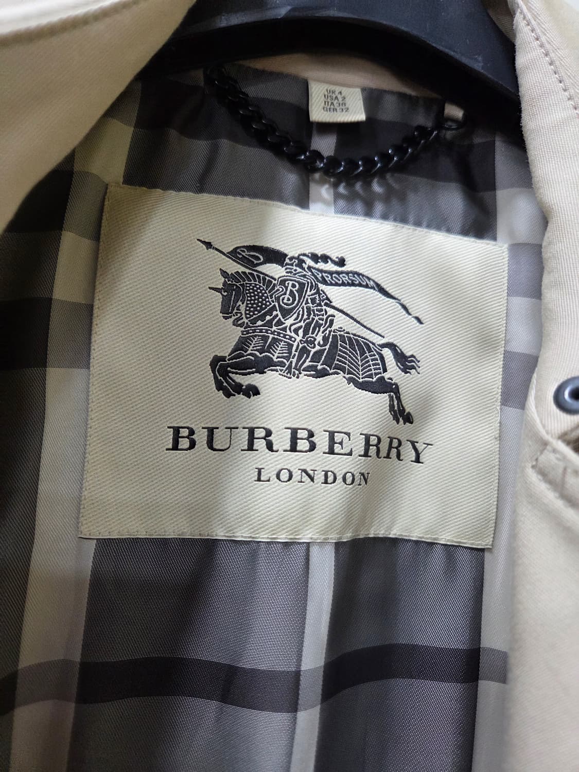 버버리 런던 트랜치 하프 코트 상품이미지2