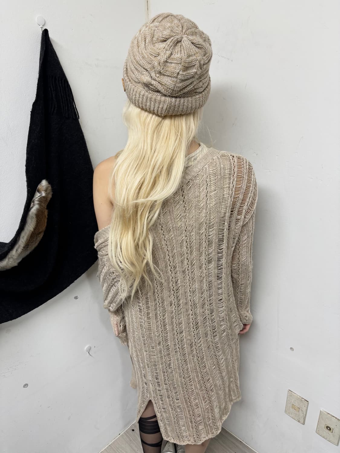 Grunge Detail Knit Long Cardigan 상품이미지3