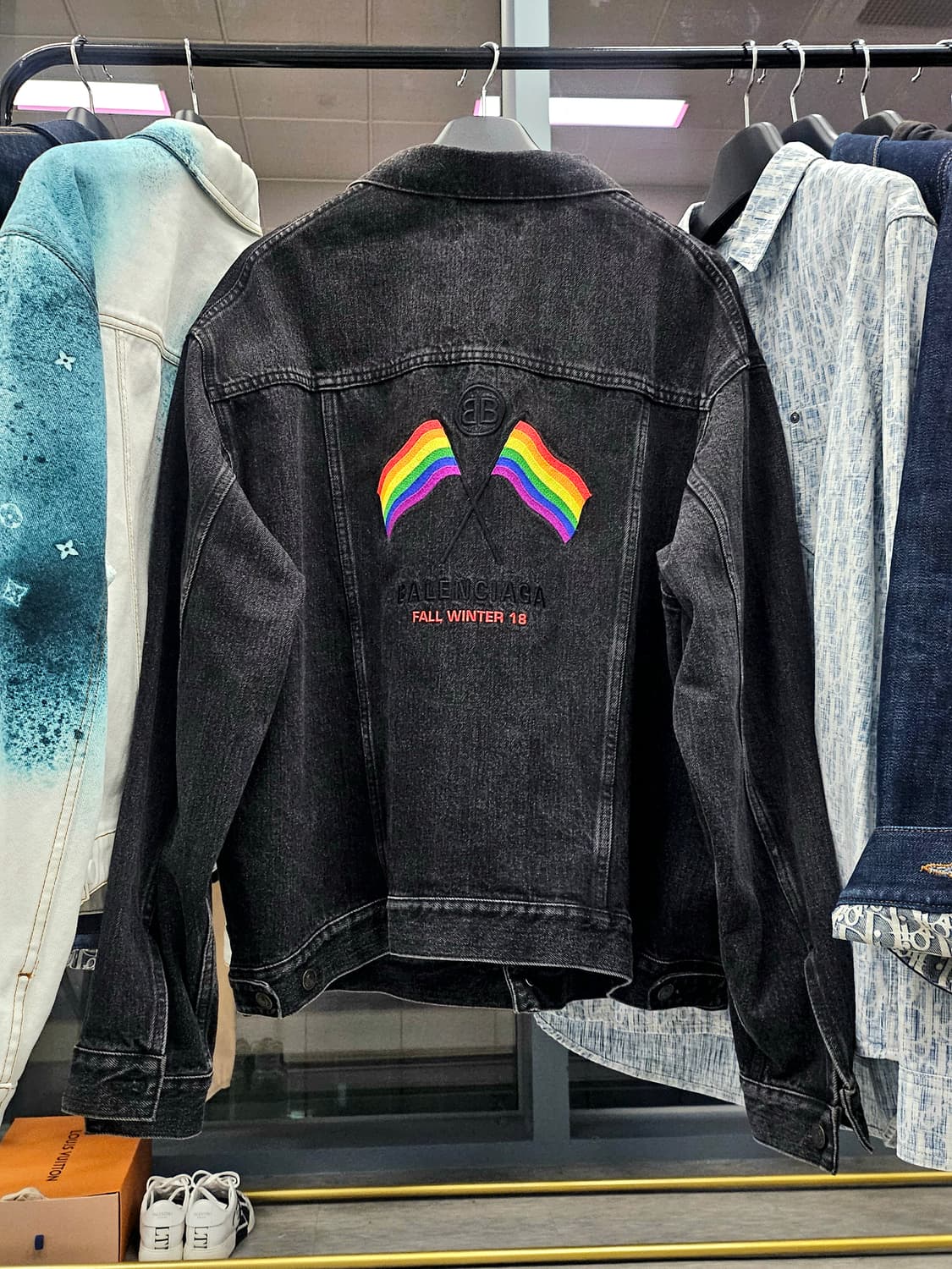 발렌시아가 레인보우 플래그 청자켓 46사이즈  상품이미지2