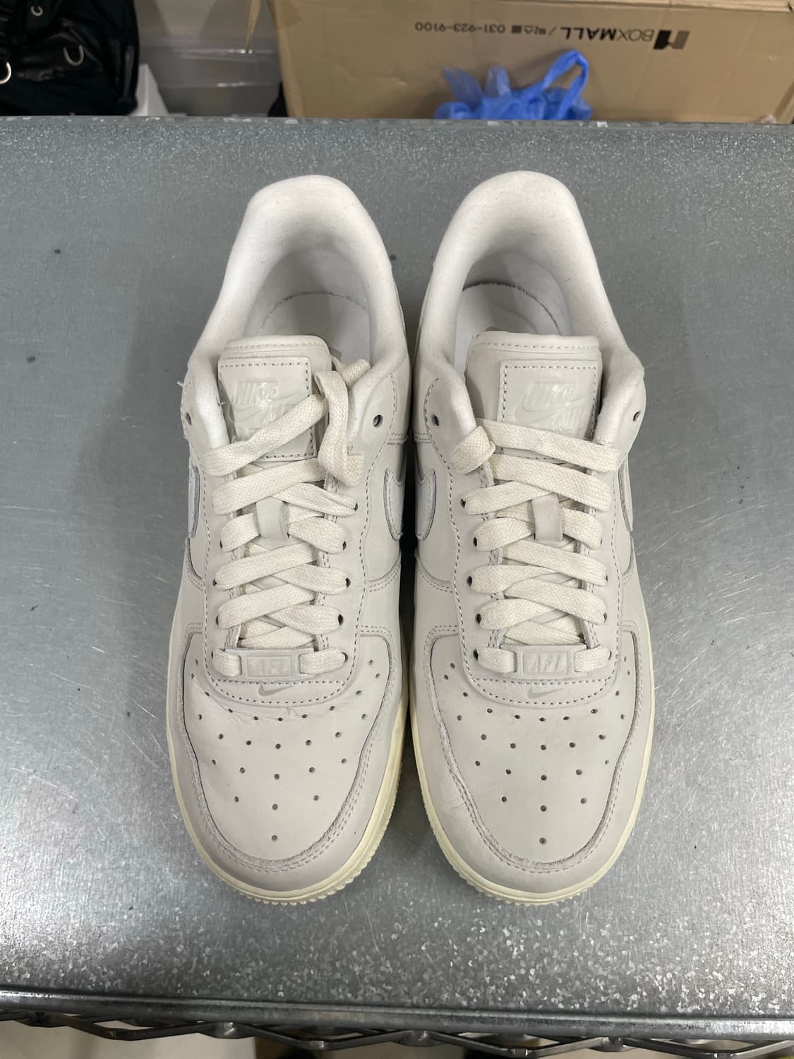 나이키 에어포스 1 프리미엄 서밋 화이트 245 상품이미지5