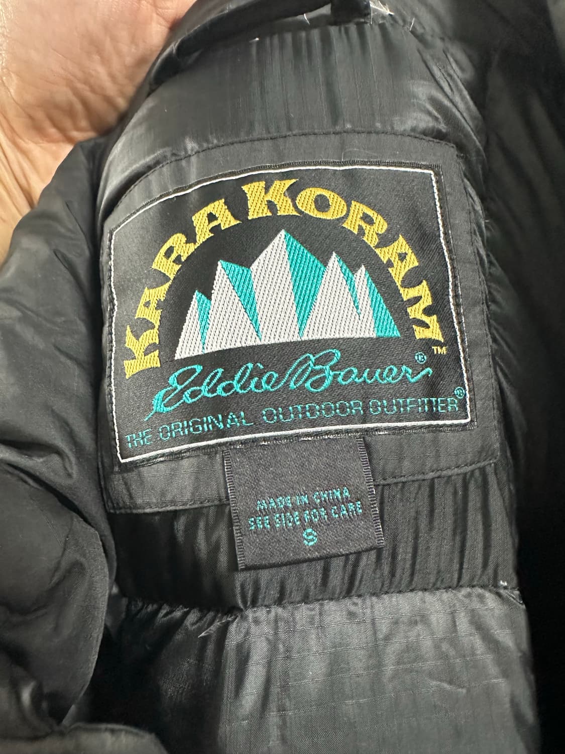 에디바우어 카라코람 파카 상품이미지3