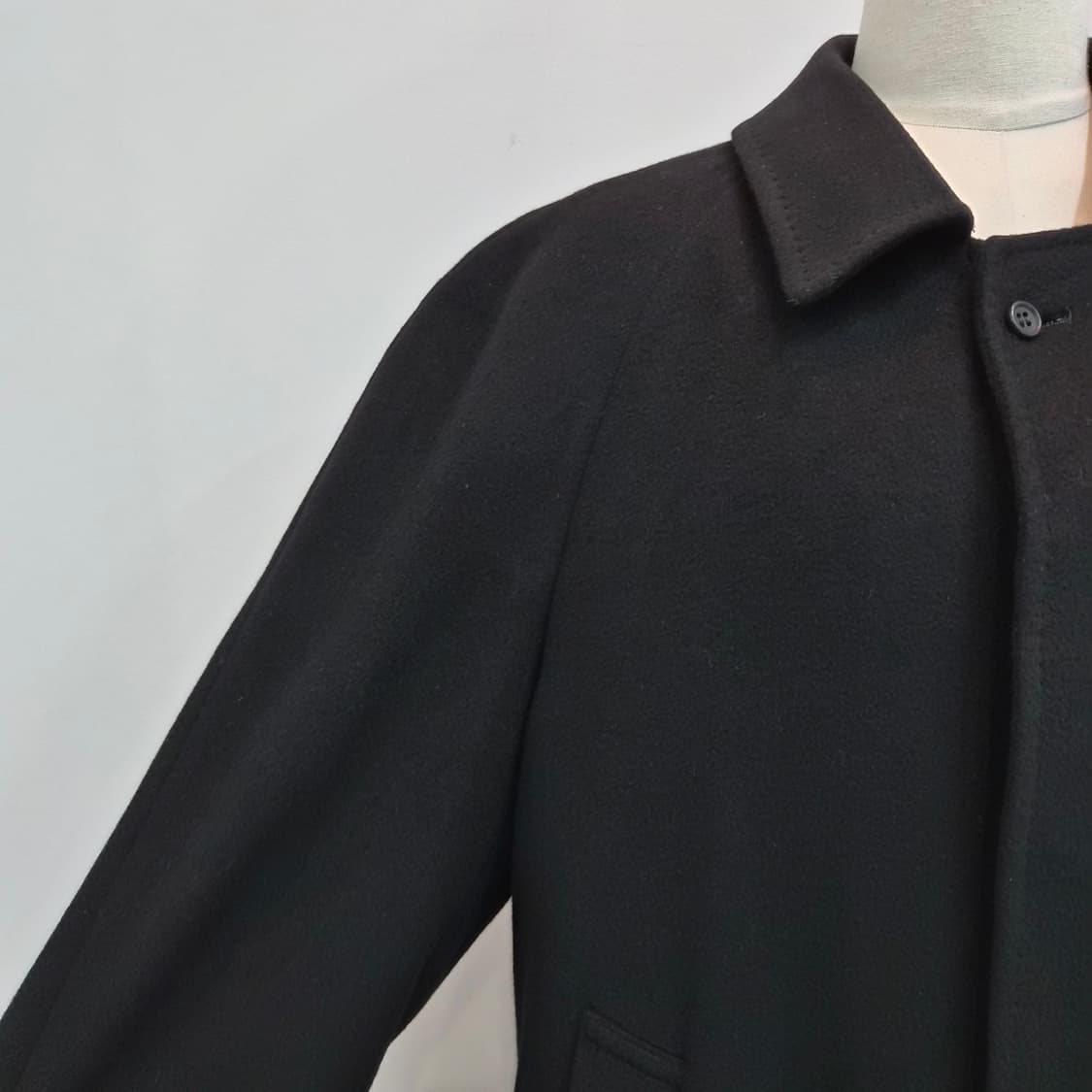 캐시미어100% 레글런 블랙 롱코트 상품이미지3