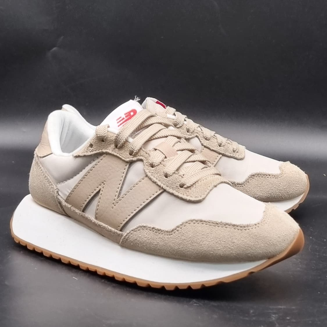 뉴발란스 237 베이지 운동화220 상품이미지1
