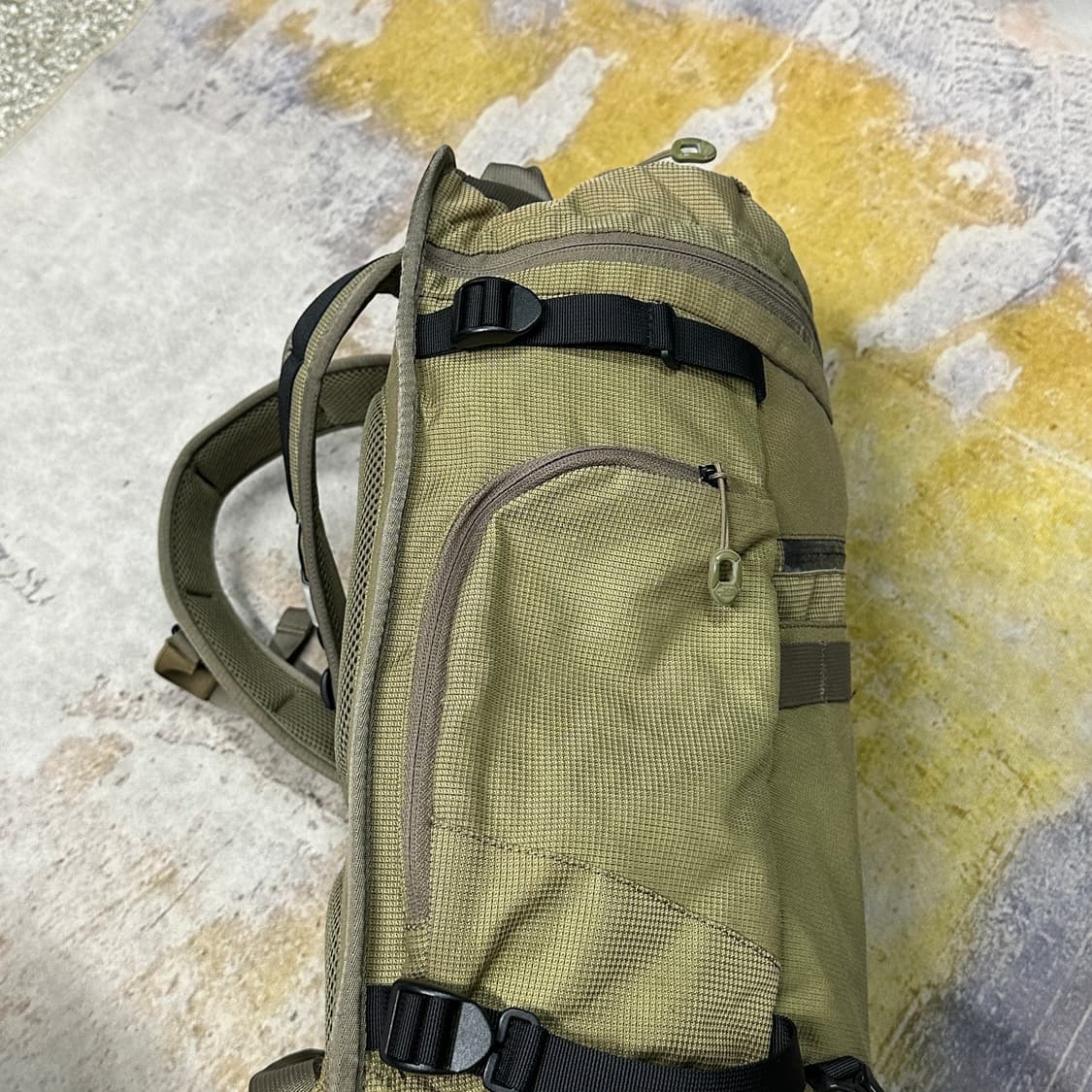 노페 원형 백팩 30L 상품이미지4