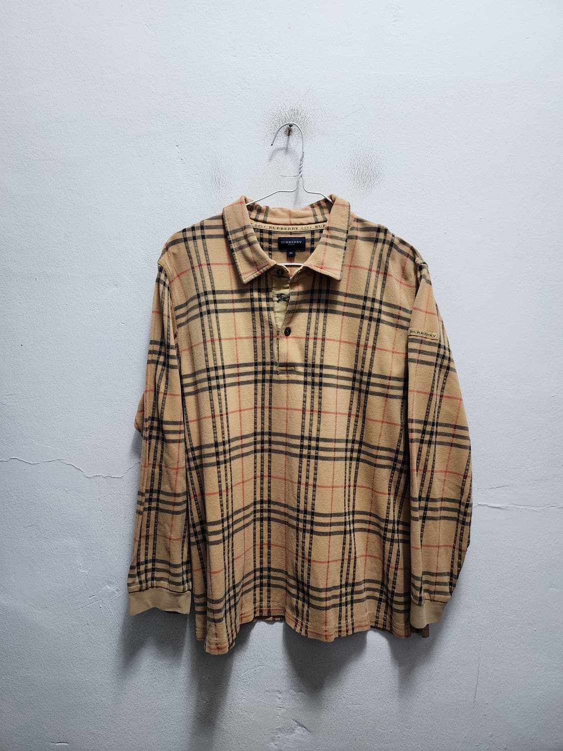 버버리 골프 완장로고 노바체크 긴팔티 상품이미지1