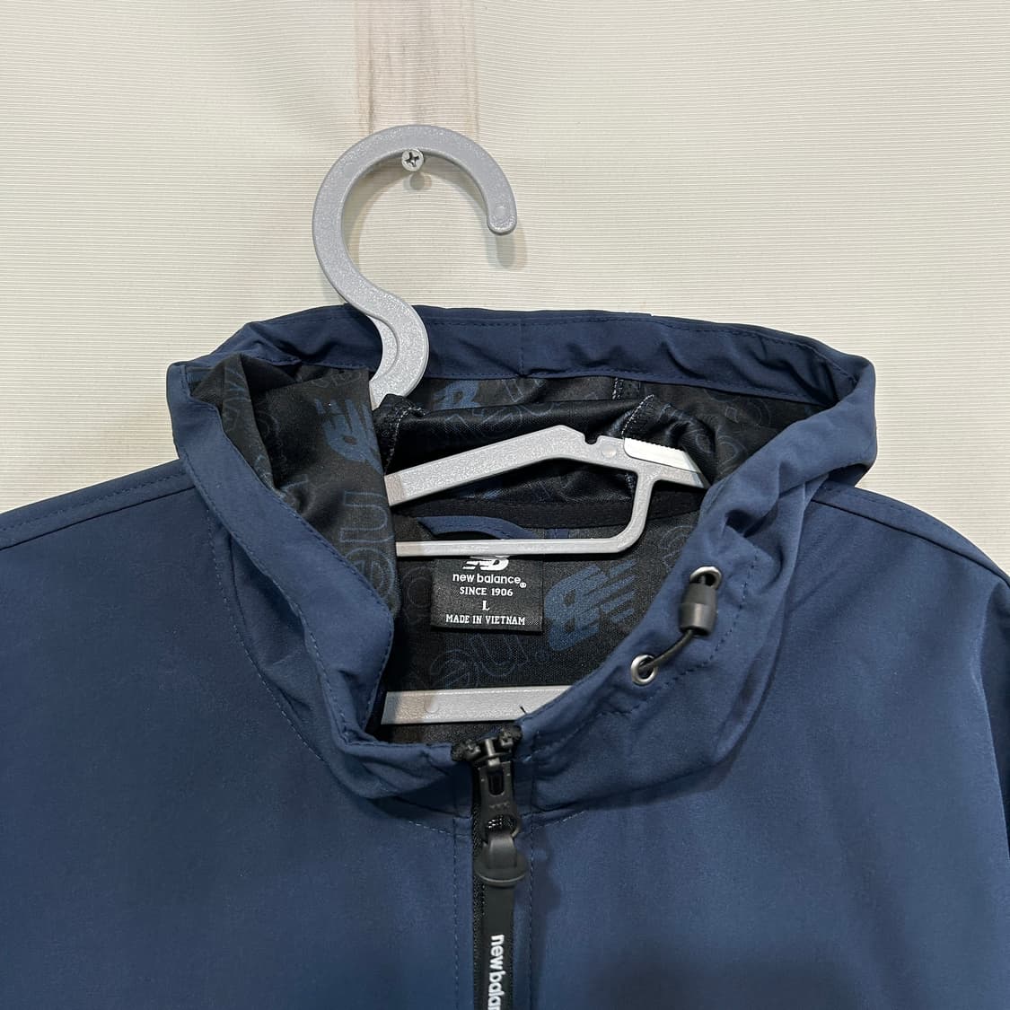 뉴발란스 남성 바람막이 자켓 L 상품이미지2