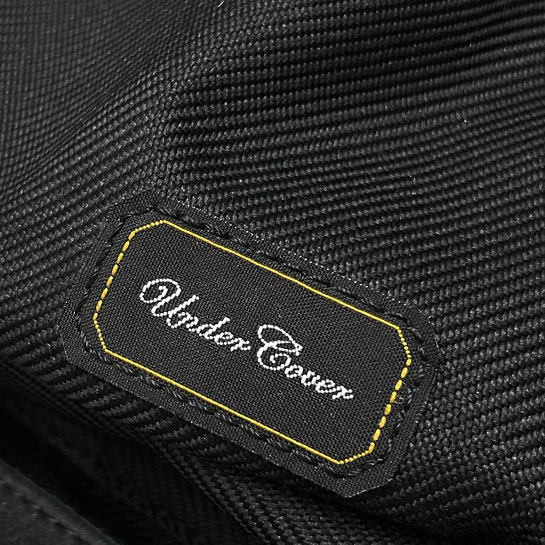 언더커버 (Undercover) 상품이미지7