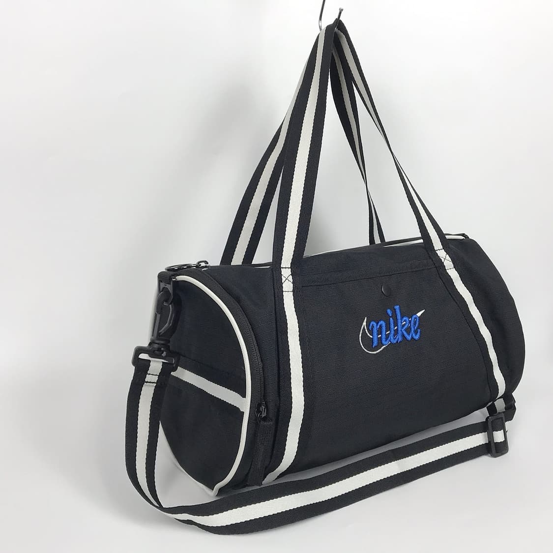 나이키 레트로 더플백 13L 가방 상품이미지3