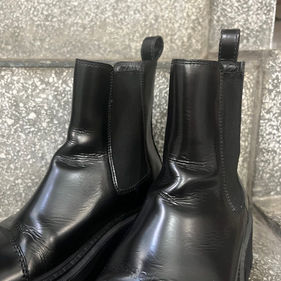 발렌시아가 트랙터 20mm 첼시 블랙 부츠 상품이미지6