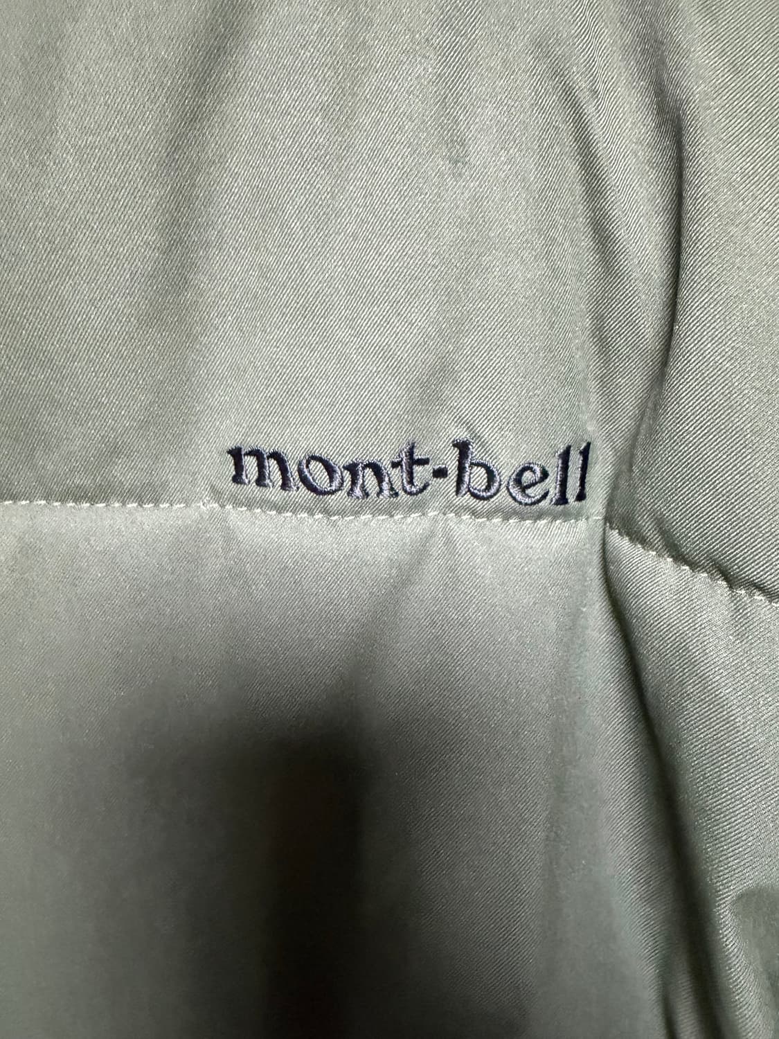 몽벨 Montbell 카키 패딩 점퍼 사이즈 105  새옷수준 상품이미지5