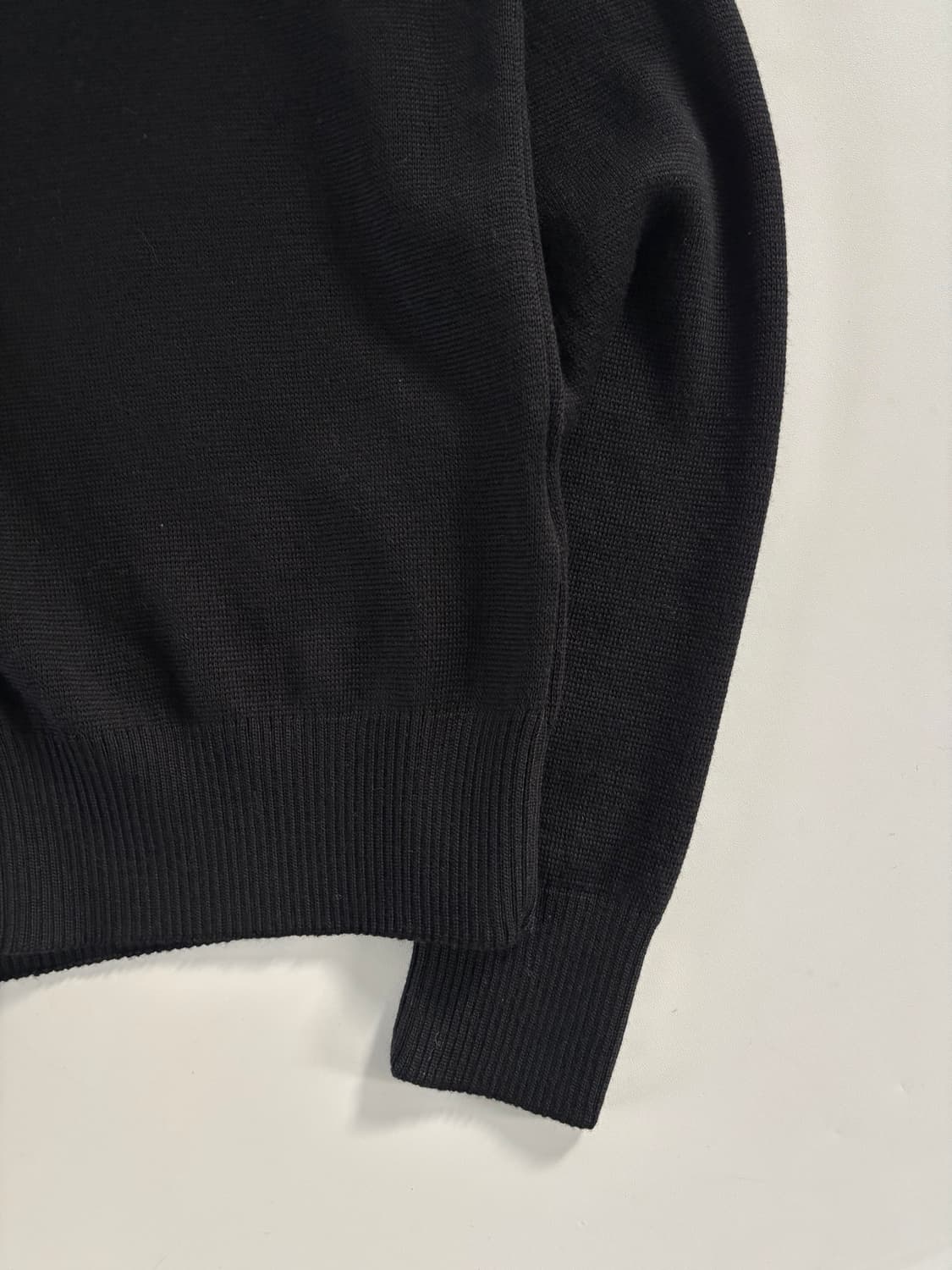 AMI 아미 하트 로고 블랙 브이넥 가디건 상품이미지5