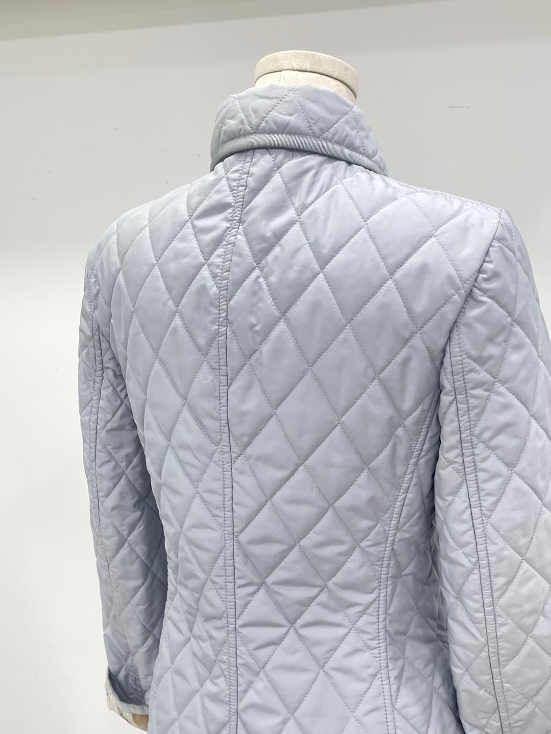 페라가모 퀼팅 자켓 상품이미지4