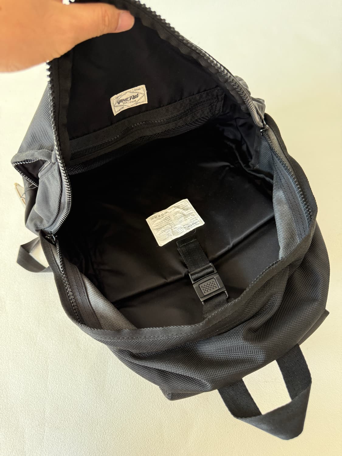 Mill Flat 나일론 백팩(YKK zip, 택 달린 제품) 상품이미지8