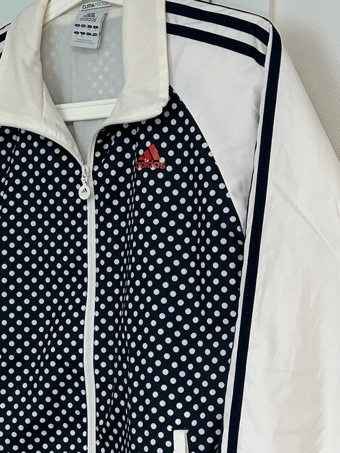 아디다스 도트 바람막이 L 상품이미지1
