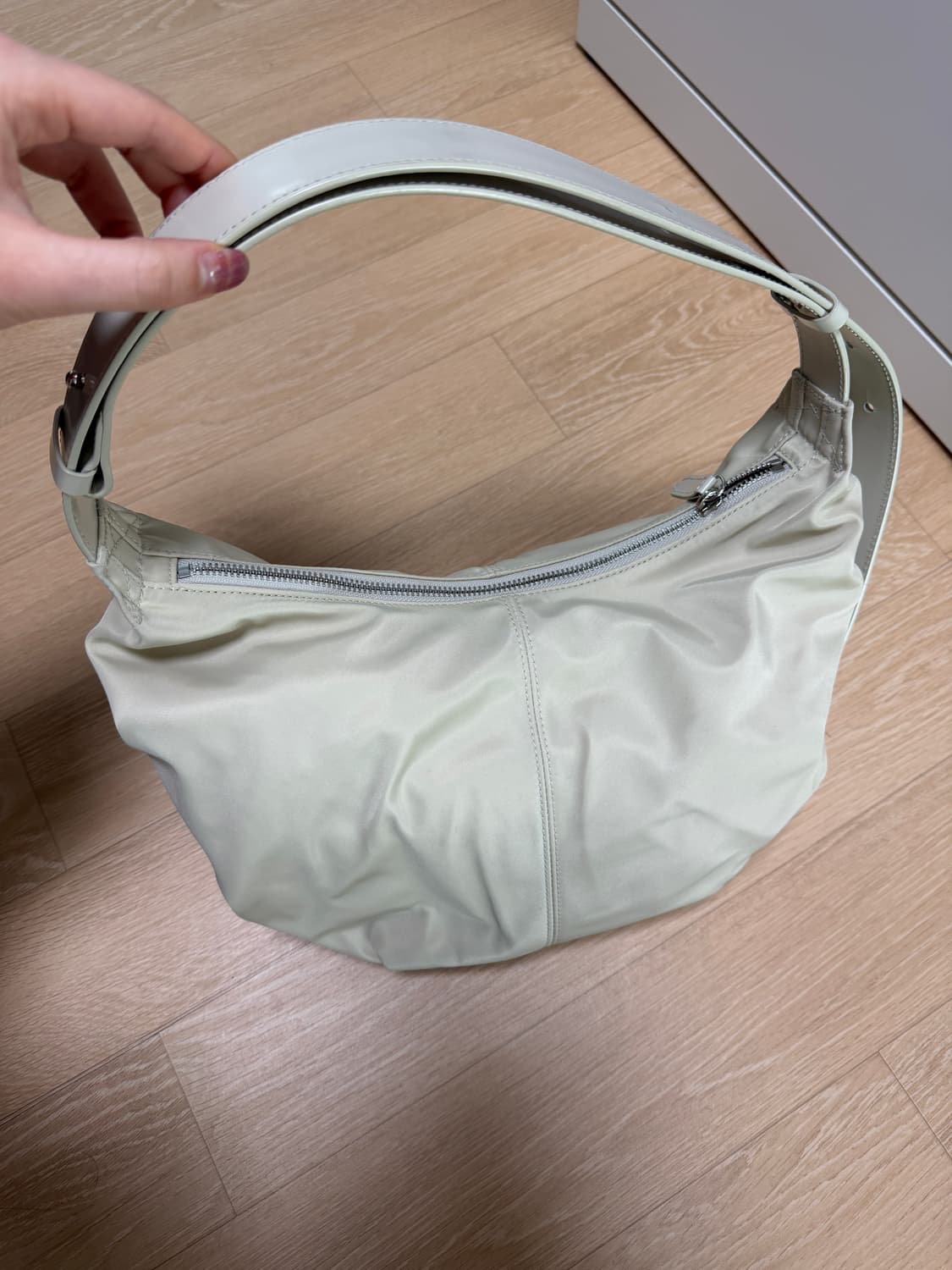 낫띵리튼 호보백 상품이미지2