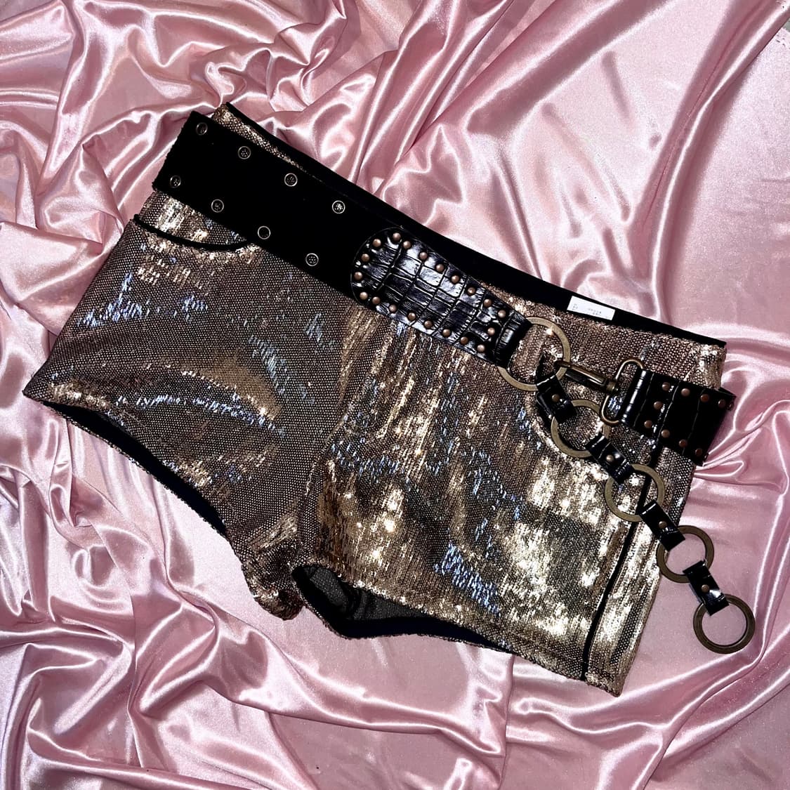 Juicy couture 쥬시 꾸뛰르 골드 스팽글 쇼츠 팬츠 상품이미지1