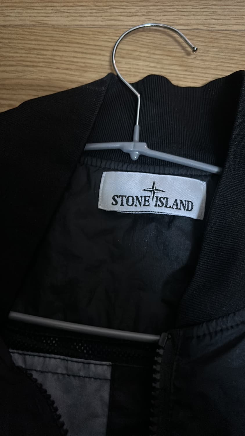 스톤아일랜드 바람막이 100(L) 판매합니다 상품이미지4