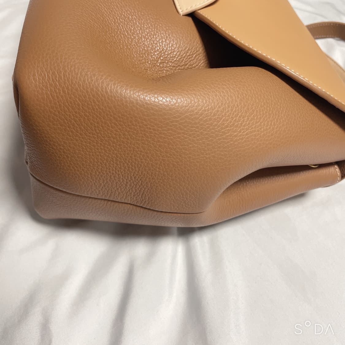 폴렌느 누메로 앙 토트 크로스백 상품이미지6