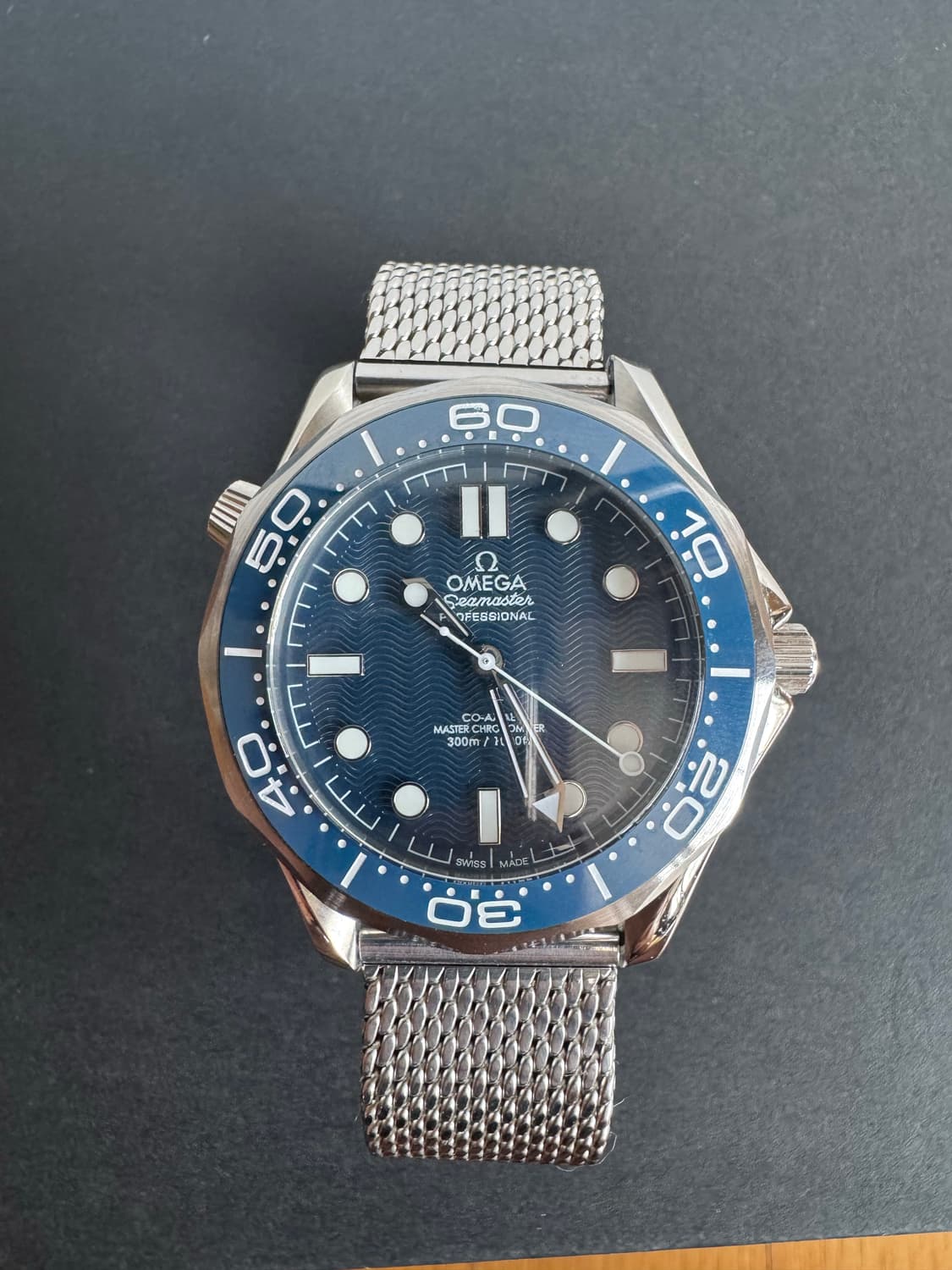 오메가 씨마스터 300 시계 제임스 본드 탄생 60주년 기념 상품이미지1