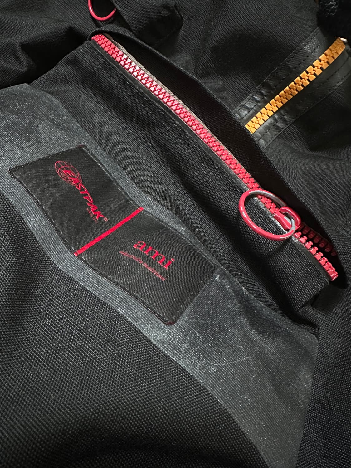 [OS]이스트팩x아미 17FW 탑로드백팩 상품이미지3