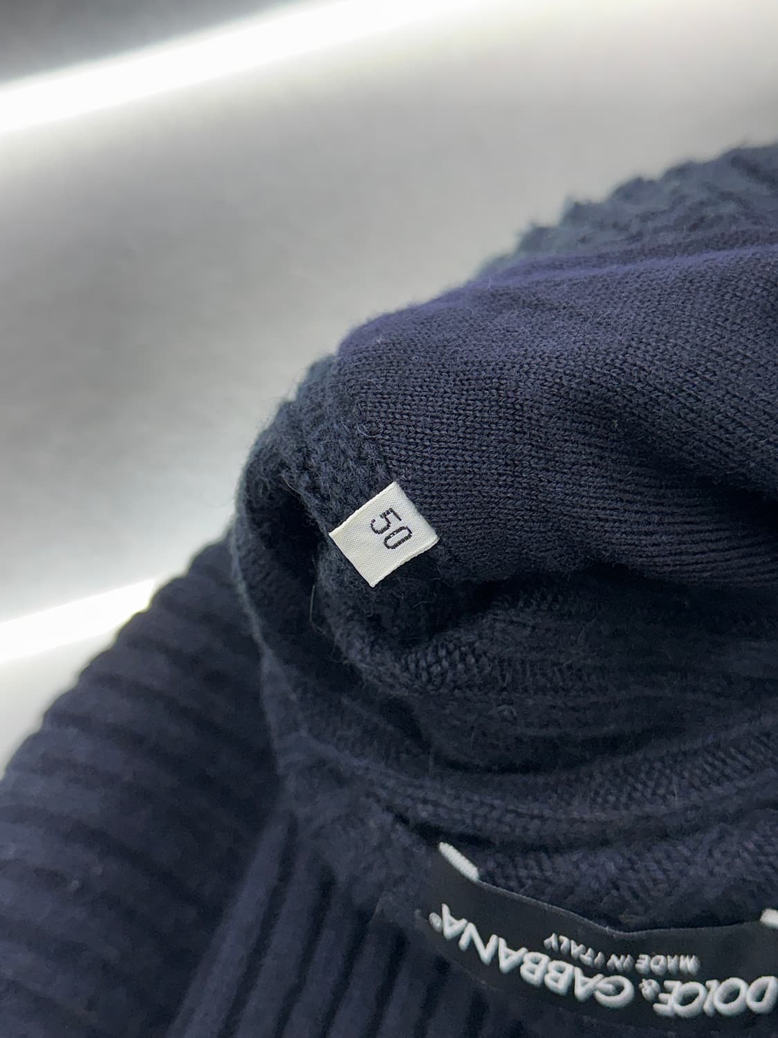 돌체앤가바나 하운드투스 버튼 드라이버 하이넥 니트 자켓 상품이미지10