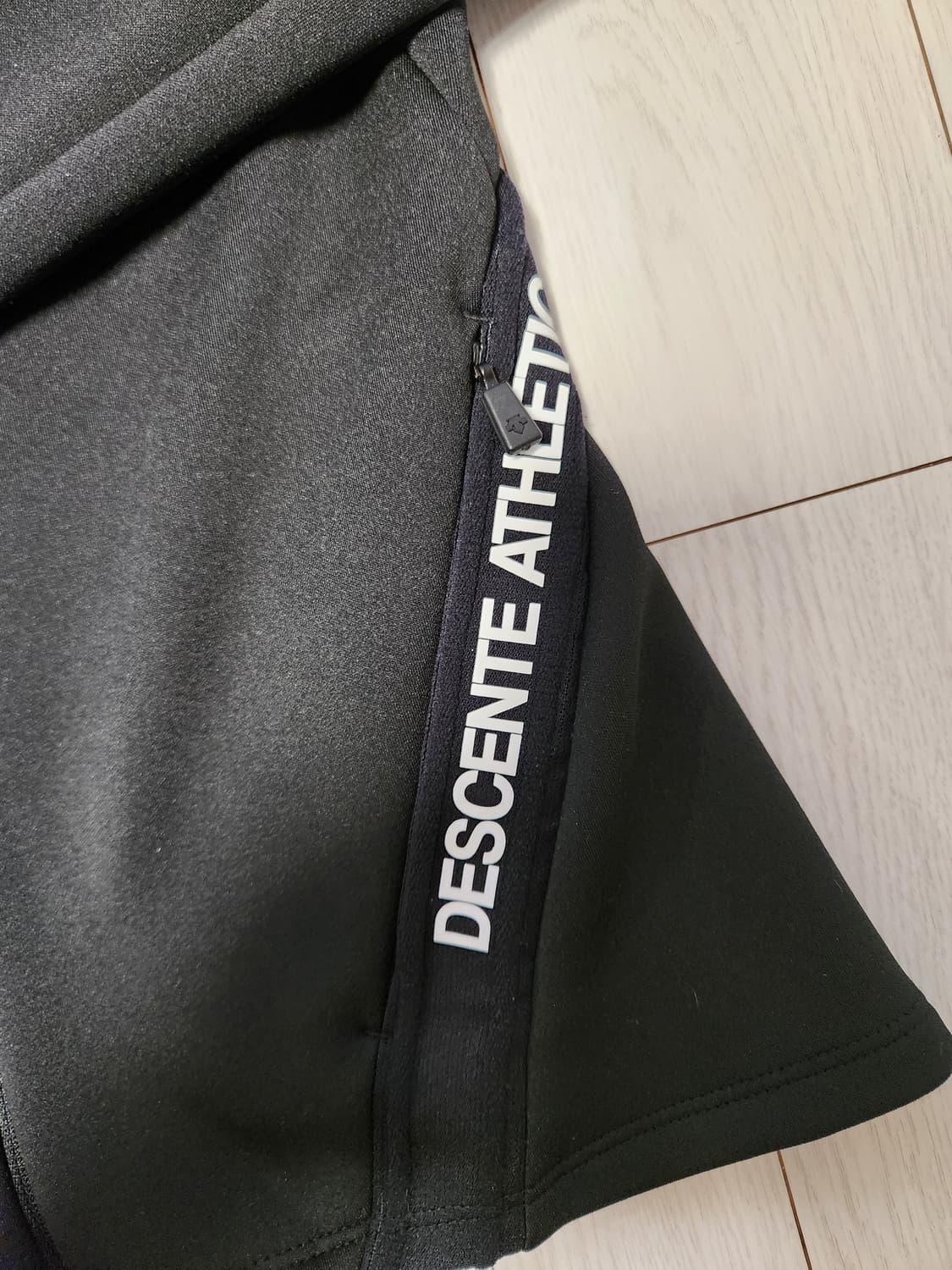 새상품급)데상트 기모 플리스 후드 집업 S9322YFT91
사이즈80 상품이미지6