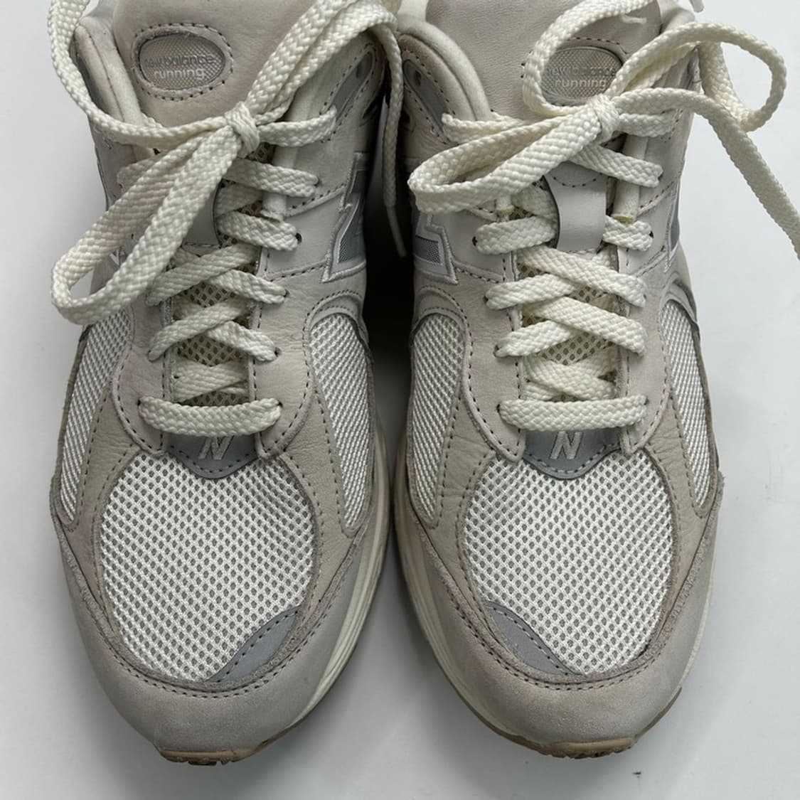 뉴발란스 2002R 화이트 아이보리 운동화 270 상품이미지4
