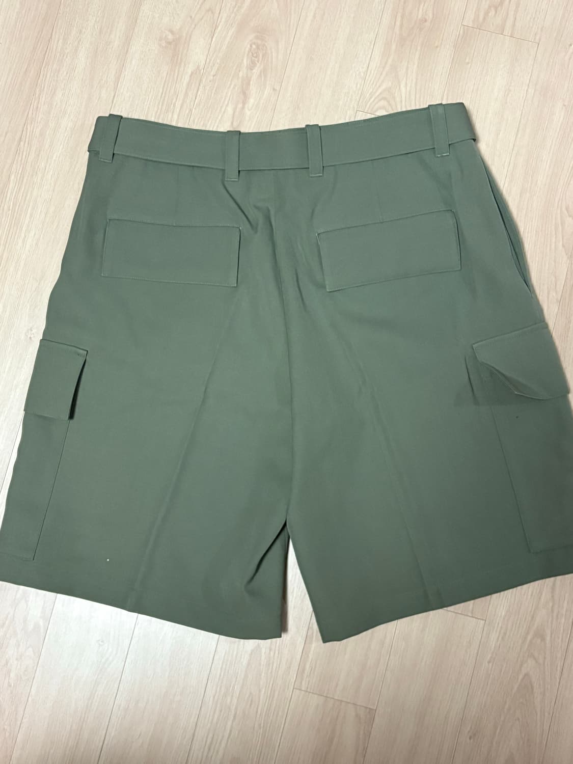 질샌더 카고 하프 팬츠 반바지 카키 컬러 판매 상품이미지2