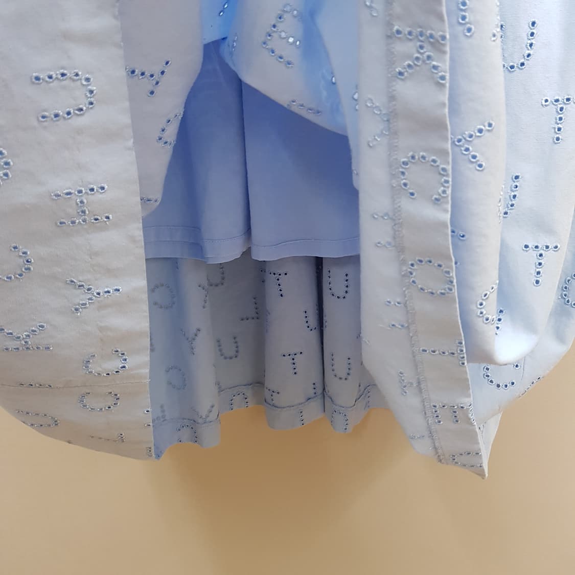 럭키슈에뜨 LUCKY CHOUETTE  프릴 민소매 원피스 36사이즈 상품이미지5