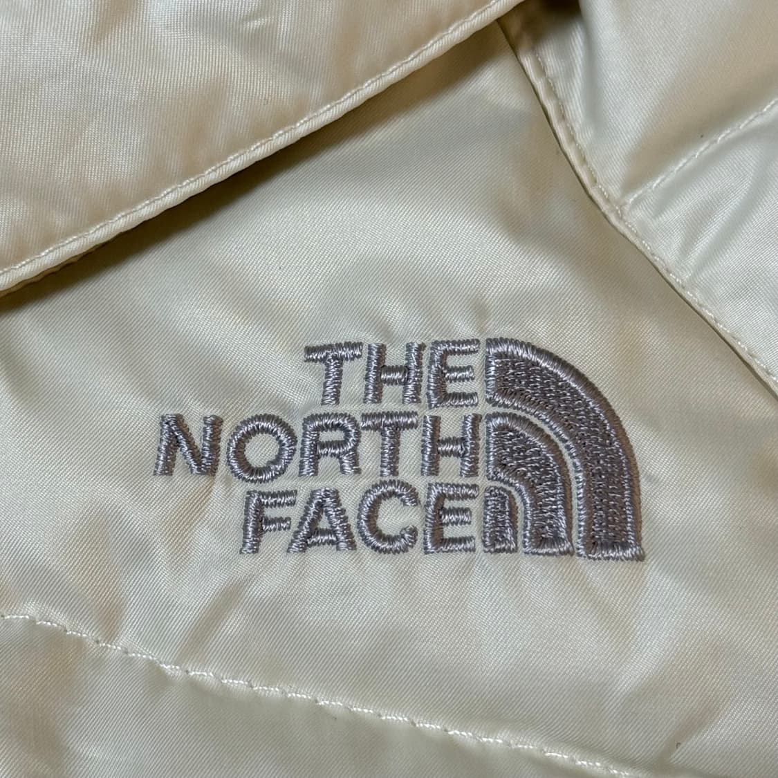 노스페이스 패딩 여성용 M 상품이미지8