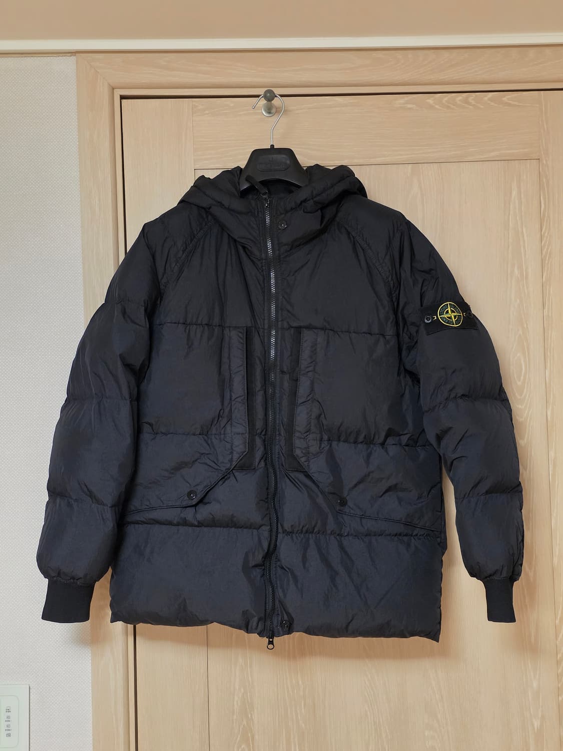 [M] 23FW 스톤아일랜드 크링클랩스 숏 다운 패딩 백화점 상품이미지1