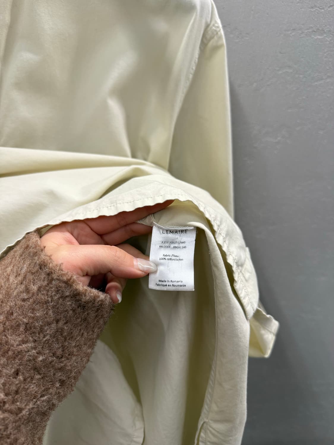 LEMAIRE 르메르 스탠드 카라 셔츠 상품이미지4