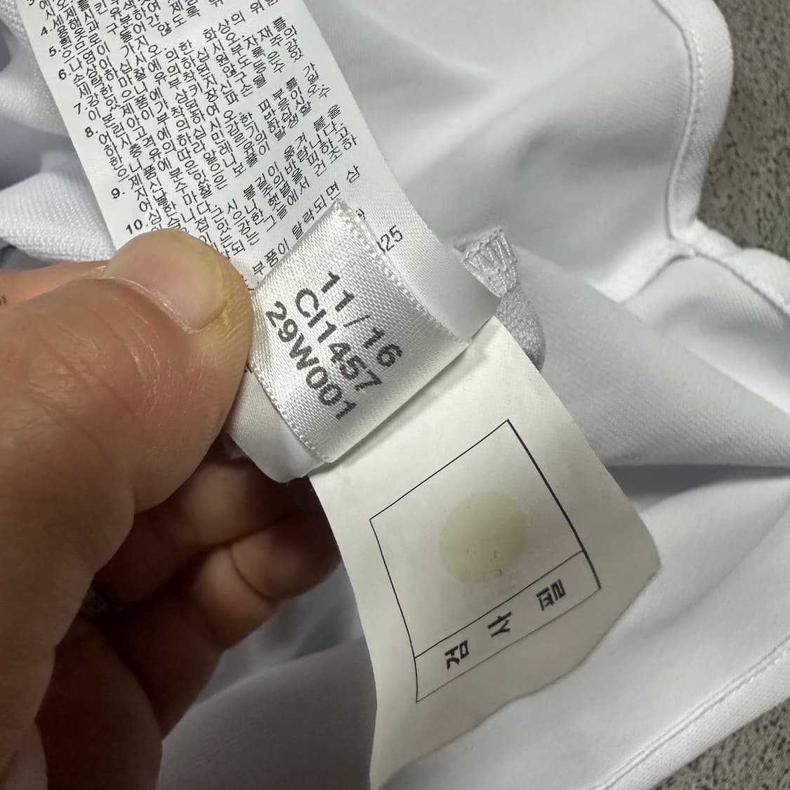 ✨ (만원 빈티지) 아디다스 화이트 반팔 셔츠  상품이미지6