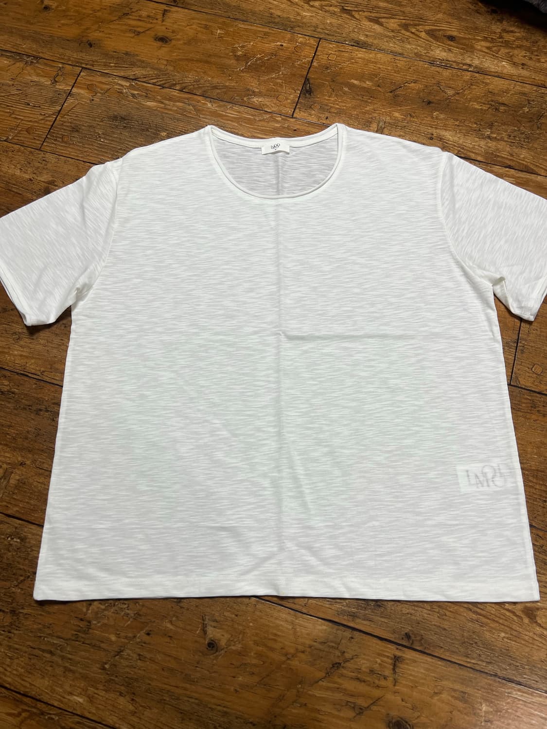 엘무드 슬러브 스쿱넥 하프 슬리브 티셔츠 화이트 50 상품이미지1