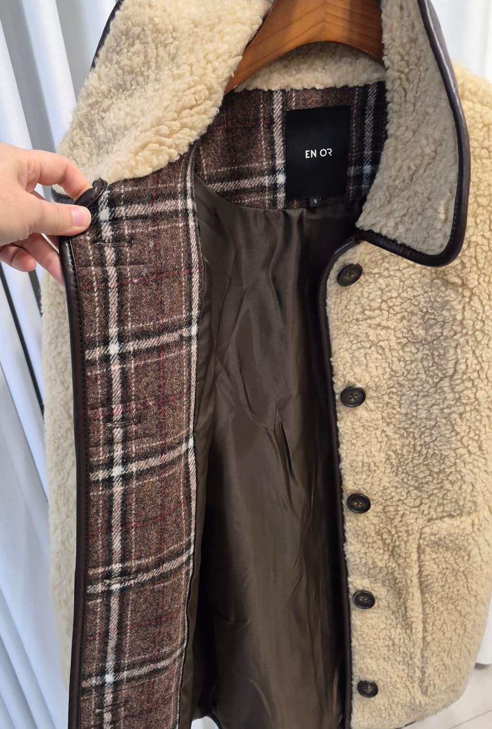 앤오르 EN OR. 양털 더플 재킷. 크림 아이보리 상품이미지4