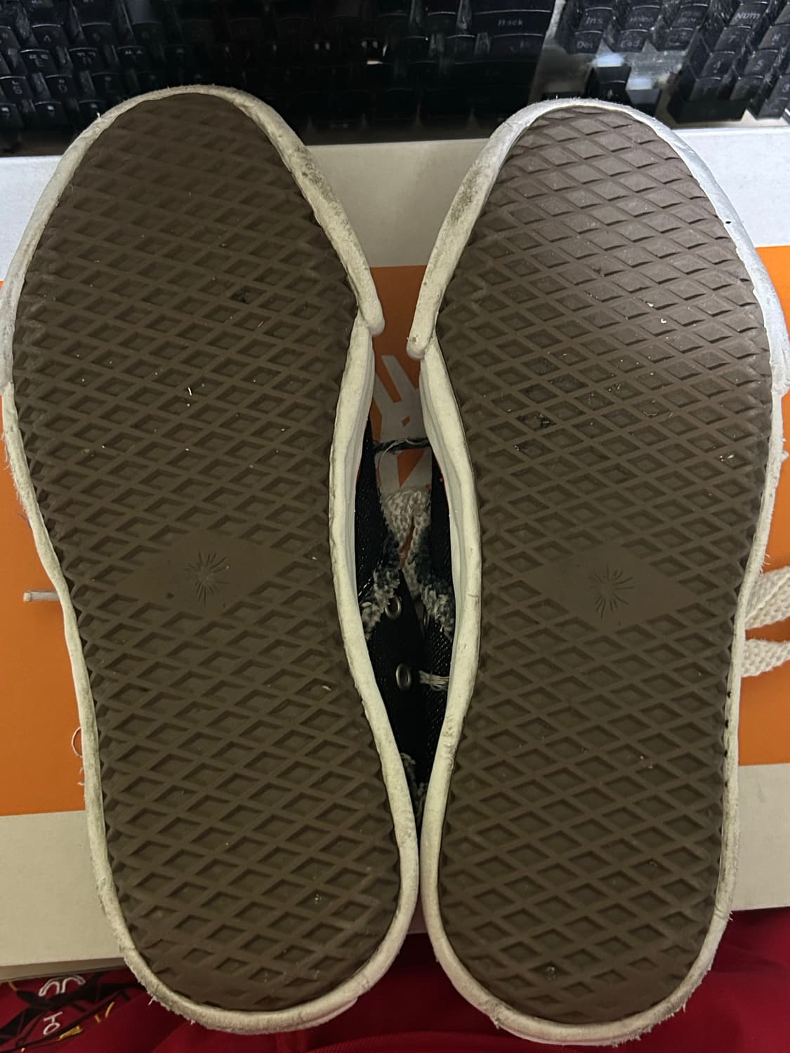 42 미하라 야스히로 X 나이젤 카본 데님 로우  상품이미지4