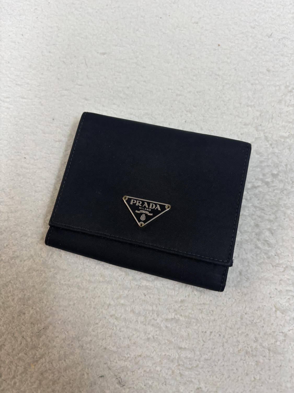 프라다 나일론 반지갑 상품이미지2