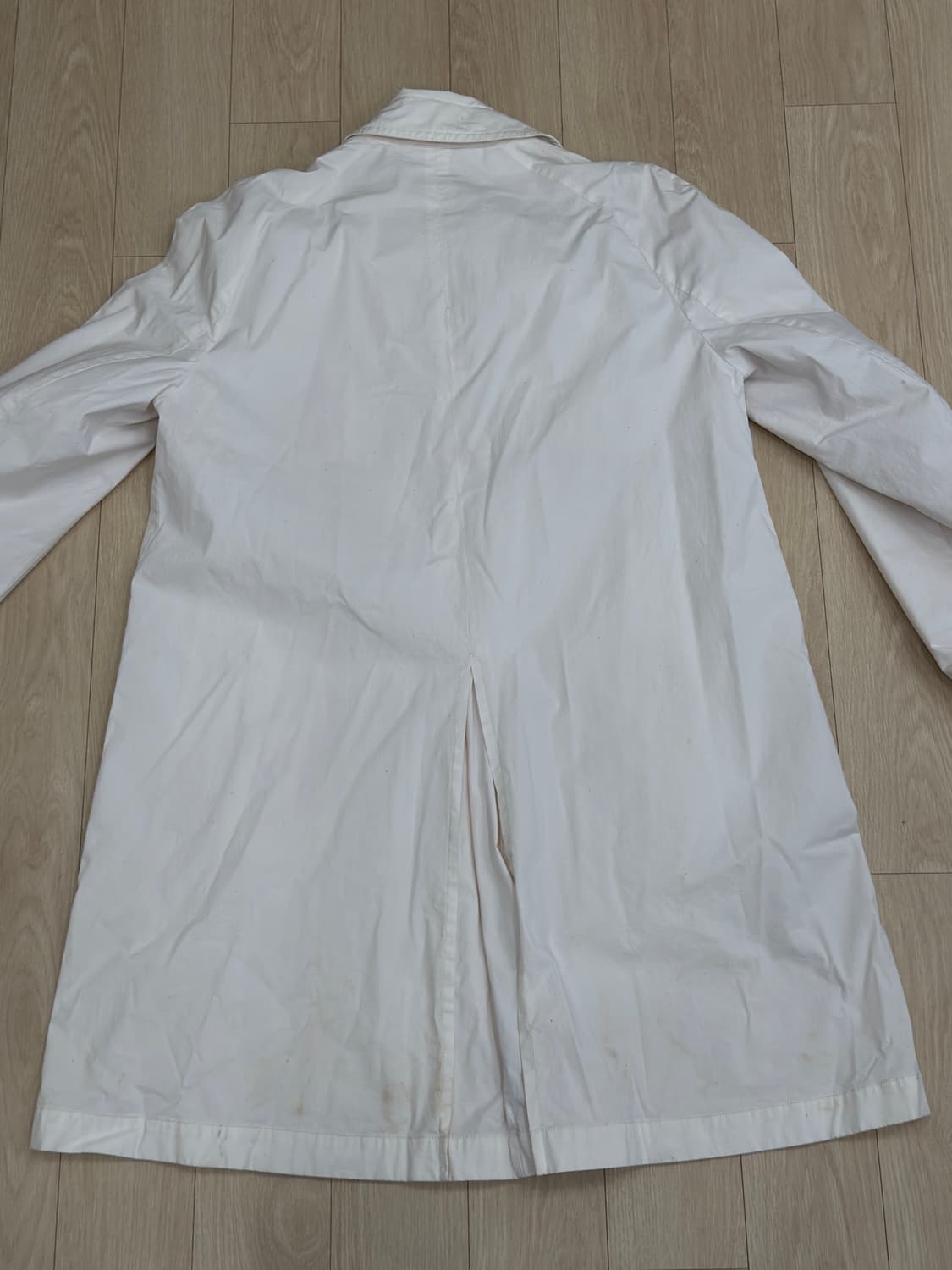 아크네 스튜디오 아이보리 포인트 봄 코트 상품이미지9