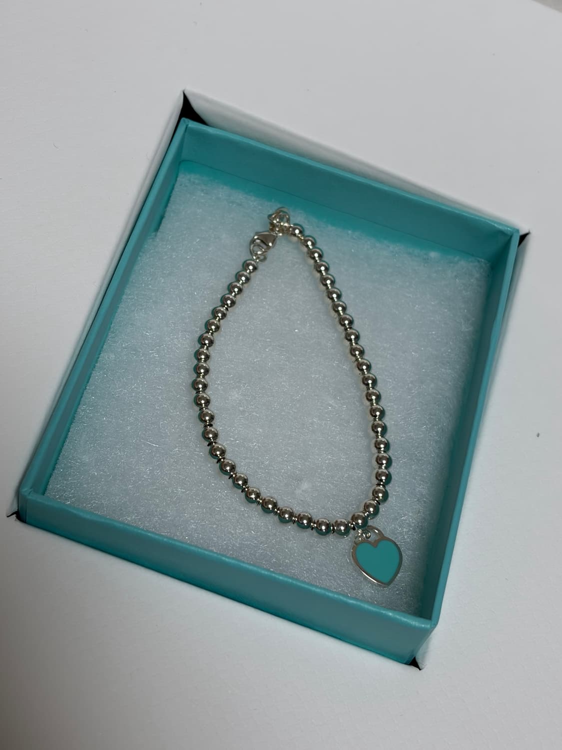 티파니앤코 팔찌 리턴 투 티파니 블루 하트 태그 비드 브레이슬릿 상품이미지1