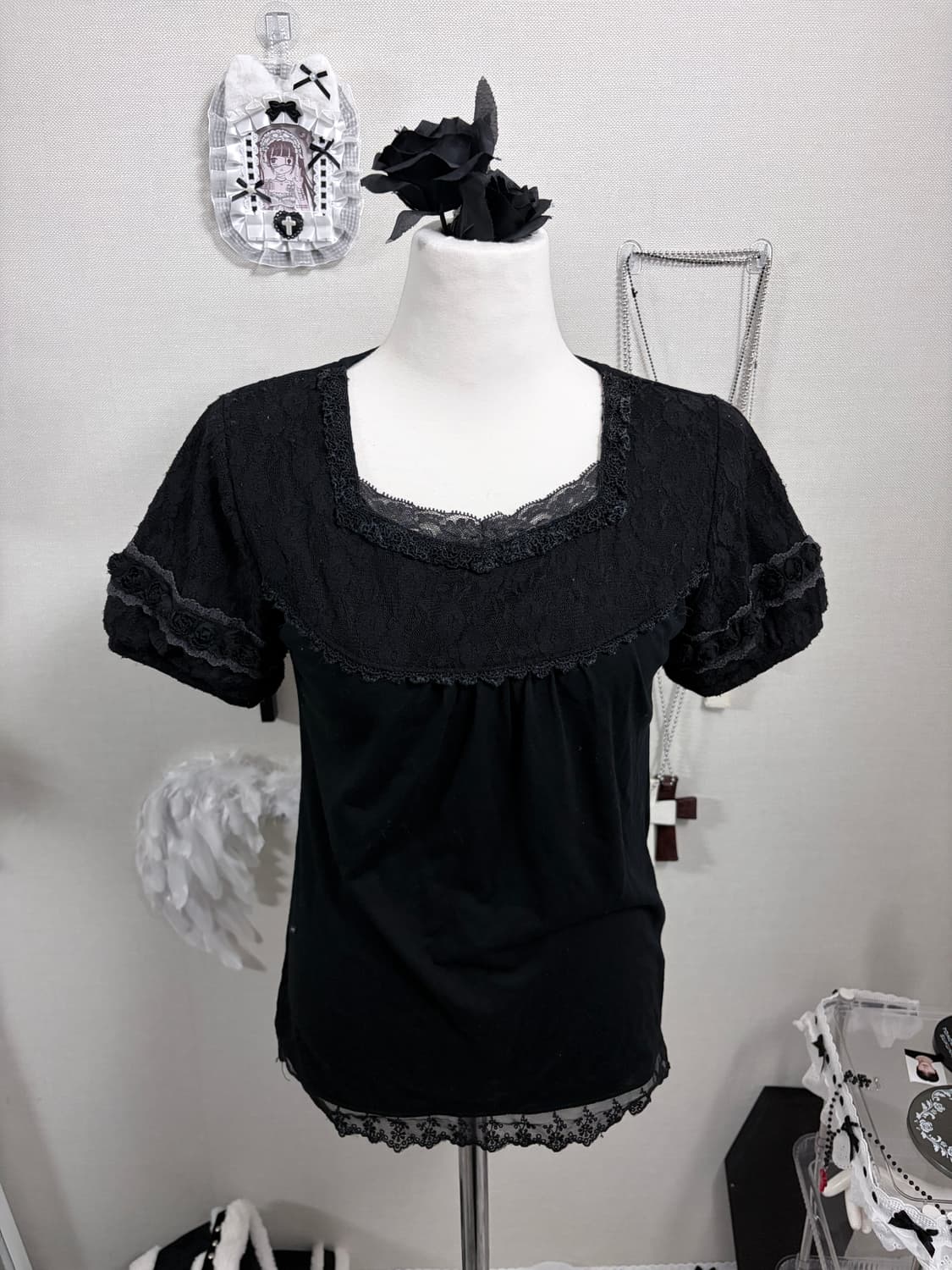 엑시즈팜 공겜여주 로걀 레이스 로즈 반팔 상품이미지4