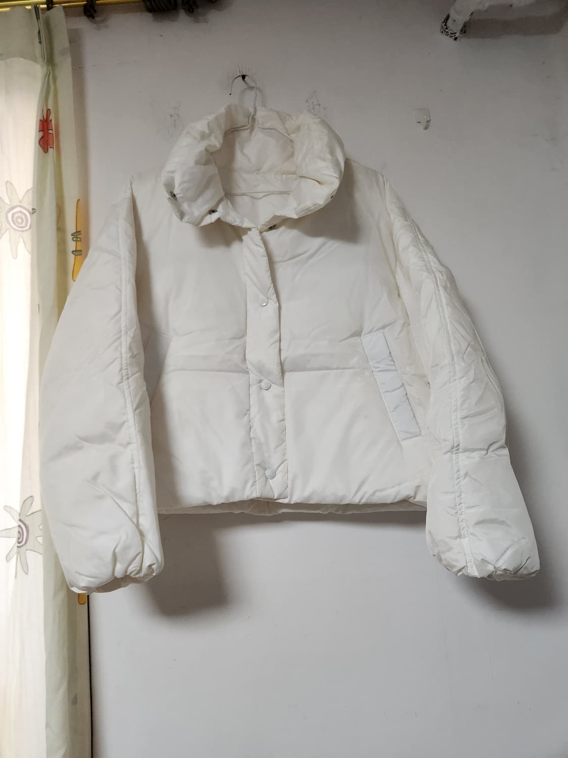 아이보리 크롭 패딩 점퍼 F 상품이미지3