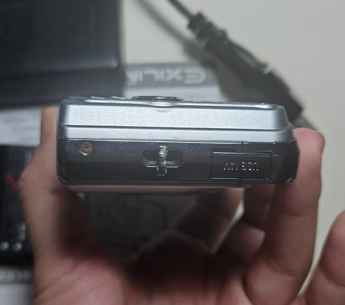 [메론맛 디카, 소프트 플래쉬] 카시오 엑슬림 EX-H10 실버 디지털  상품이미지3